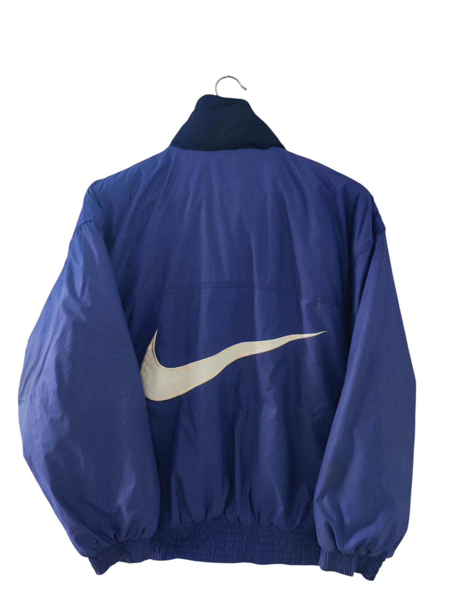 Bomber Nike Swoosh Vintage Anni '90, Blu Anni '90, Abbigliamento Retrò Nike Anni '90, Abbigliamento Sportivo Da Strada, Old Skool Nike Swoosh Large - Italia - Foto 9