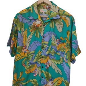 80s Vintage Bluekey Japan Hawaiian open collar shirts 100%  rayon Shirt Waipahu hawaii Aloha Scenery parrot Collection Japan Vintage Large