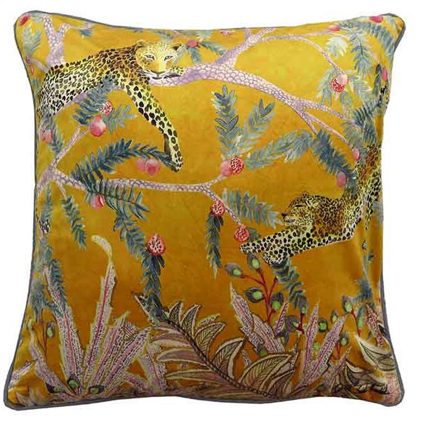 Velvet cushion cover 18X18 painted by the artist Ina de saint Andéol. This decorative cushion is trendy. Perfect for your interiors.