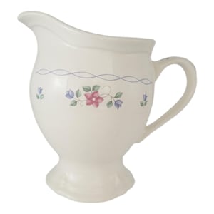 Pfaltzgraff Bonnie Brae 56 Ounce Sculpted Pitcher