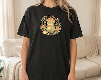 Cute Frog Mushroom Shirt, Cottagecore Frog Tee, Whimsical Nature T-Shirt, Cozy Botanical Frog Shirt, Fairycore Mushroom Frog Gift for Women