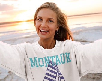 Montauk Sailing Vintage Sweatshirt