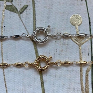 Gold round spring clasp necklace, chunky multi link necklace, carabiner necklace, statement clasp necklace, screw lock friend gift, layering