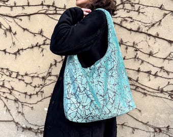 Bolso grande KIM, bolso hobo fabricado con materiales reciclados, fabricado en Hamburgo, bolso de hombro con un estampado moderno, bolso para el día a día.