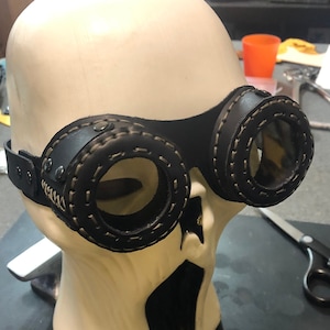 Leather Steampunk Goggles, Adjustable Goggles, Victorian Goggles, Cosplay Goggles, Post Apocalyptic Cosplay, Steampunk Fashion, Halloween