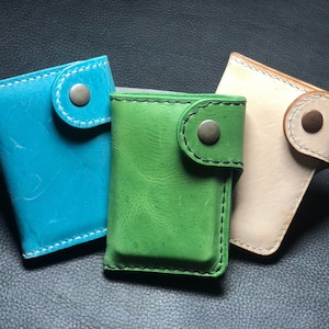 Cartera motera de cuero, Cartera estilo motero, Cartera de cuero para mujer, Cartera de cuero para hombre, Cartera para tarjetas de mujer, Cartera con cierre a presión, Regalo para mujer