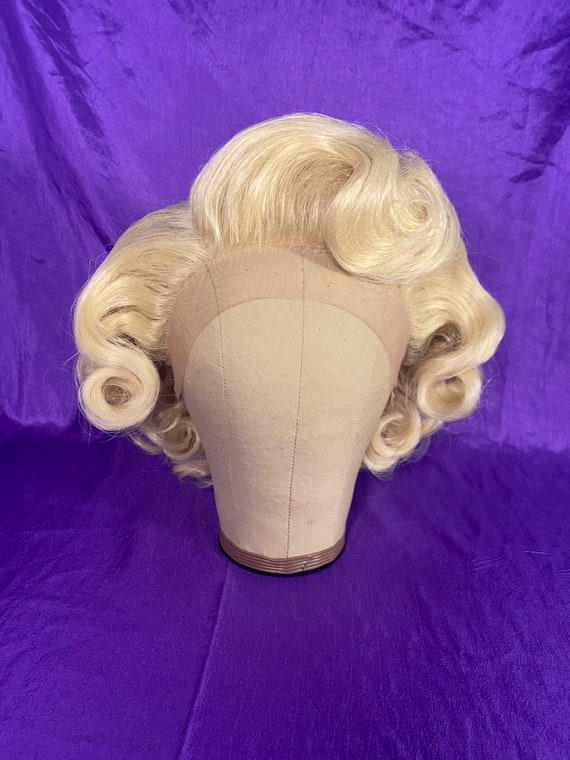 Marilyn Pinup Wig (Various Colors Available)