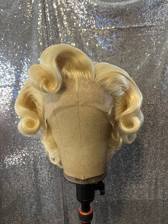 Marilyn Cosplay Wig (Various Colors Available)