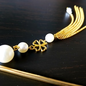 Handmade Gold Clover Hairpin, Hair stick with Pearls and Chain Tassel