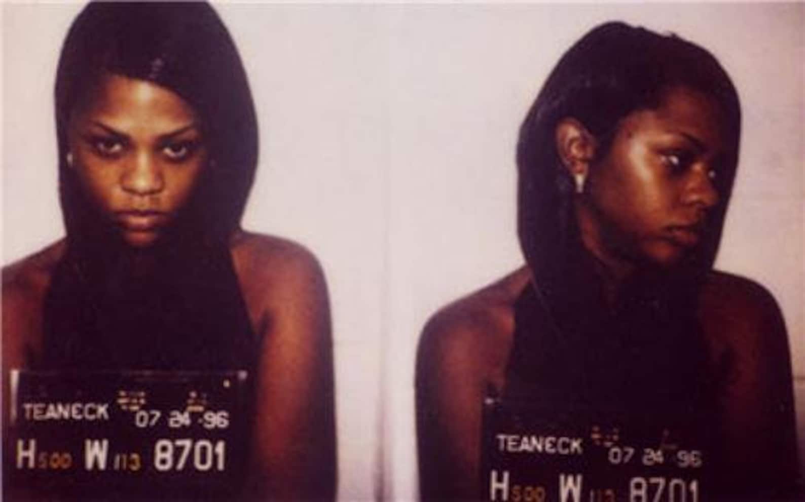 LIL KIM MUG Shot Glossy Poster Picture Photo Mugshot Queen Bee Rap Bad