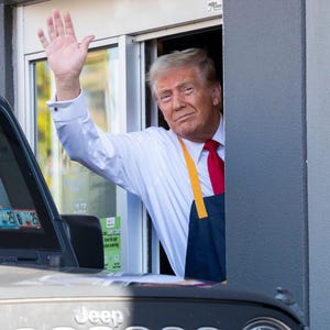 Donald Trump acenando Mcdonalds brilhante pôster foto impressão banner