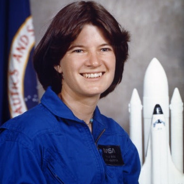 SALLY RIDE ASTRONAUT Glossy Poster Picture Banner Print Photo space nasa
