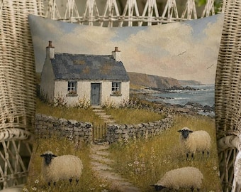 Coussin imprimé style cottage côtier irlandais, décor ferme et prairie aux moutons, coussin imprimé recto verso 45 x 45 cm, accessoire rustique pour maison de campagne