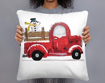 Cuscino decorativo per camion rosso con pupazzo di neve, 18 "x 18" DESIGN originale dipinto a mano che viene poi STAMPATO su una fodera per cuscino. Casetta chic