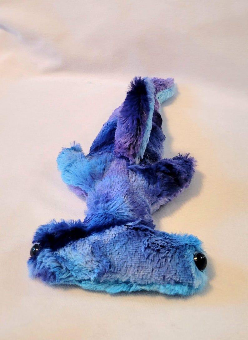 Weighted Minky Hammerhead Shark Stuffed Toy: Anxiety Relief immagine 7