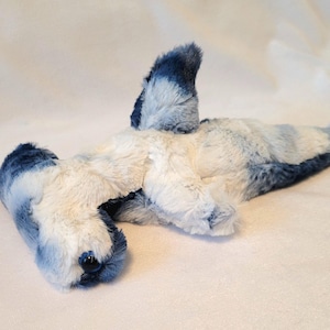 Weighted Minky Hammerhead Shark Stuffed Toy: Anxiety Relief immagine 10