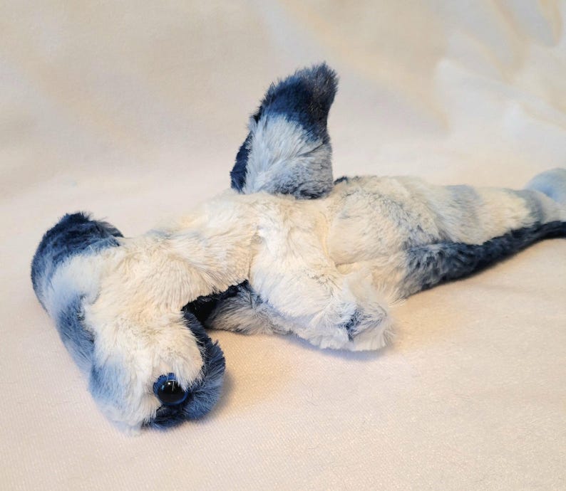 Weighted Minky Hammerhead Shark Stuffed Toy: Anxiety Relief immagine 10