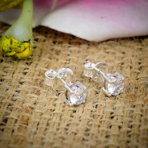 Sterling Silver Cubic Zirconia Stud Earrings CZ Diamond Studs - Dainty Silver Stud Earrings For Men and Women Cubic Zirconia Stud Earrings