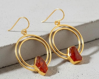 Pendientes colgantes de cornalina natural, pendientes de aro chapados en oro de plata de ley 925, pendientes colgantes rústicos hechos a mano, joyería bohemia de verano, regalo para ella.