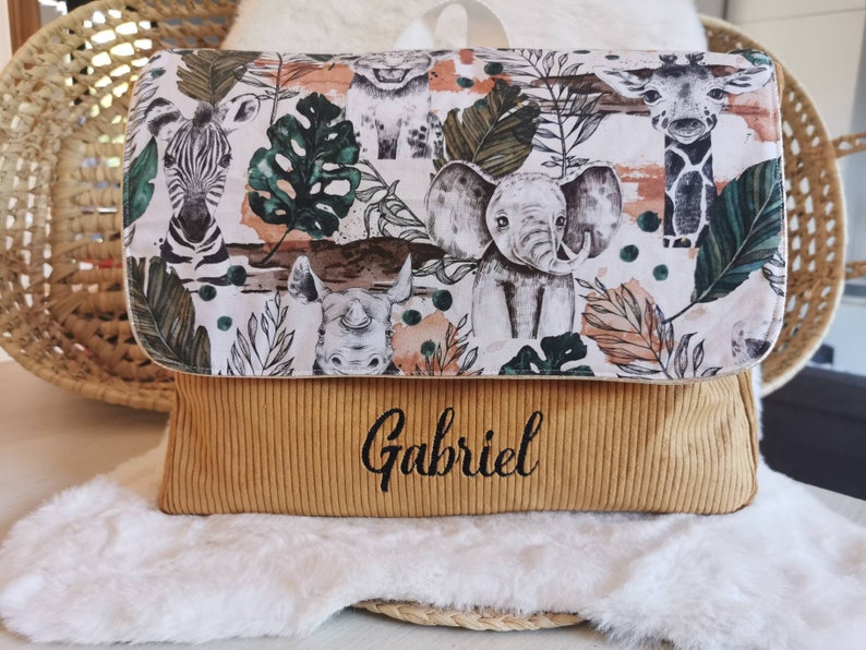 Cartable enfant personnalisé, sac a dos personnalisé maternelle ou crèche , grand sac image 1