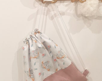 Sporttas, rugzak, kindertas met trekkoord, tas met trekkoord, gepersonaliseerd met de naam van het kind, verkrijgbaar in diverse stoffen met patronen.