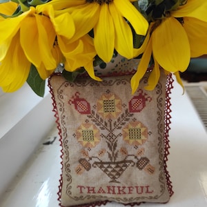 Thankful / original cross stitch design / pdf / autumn design / Thanksgiving