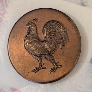 Vintage Cockerel picture button. large 4.3cm diameter.