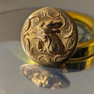 Button Rooster. Large 3.6cm diameter.