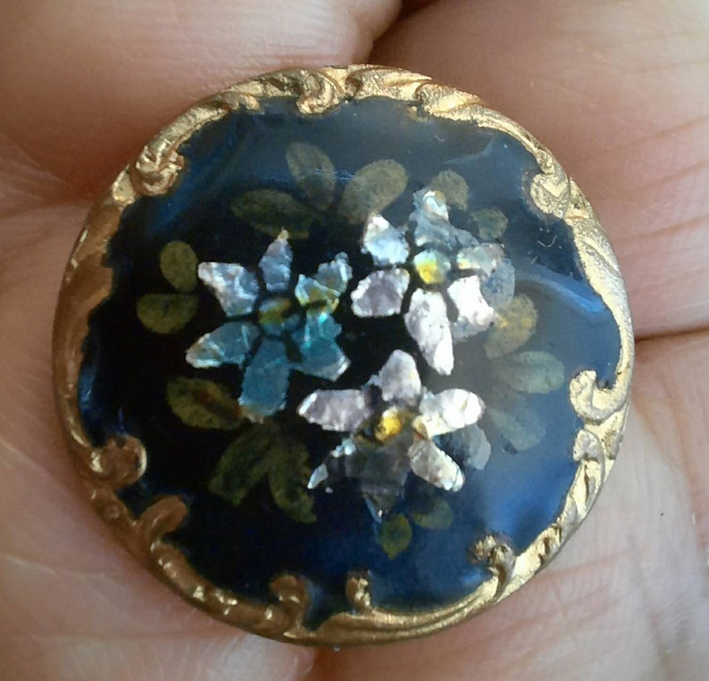 1 rare 19c champleve foil and gilt rococo button 22mm or 2.2cm diameter.