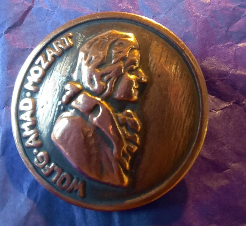1 antique mozart music composer head button Copper fitted 1 inch diameter.