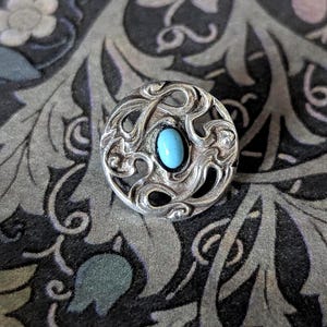 1 1890s button in Arts and Crafts Nouveau design, solid silver and turquoise stone. 13mm diameter or 1.3 cm.