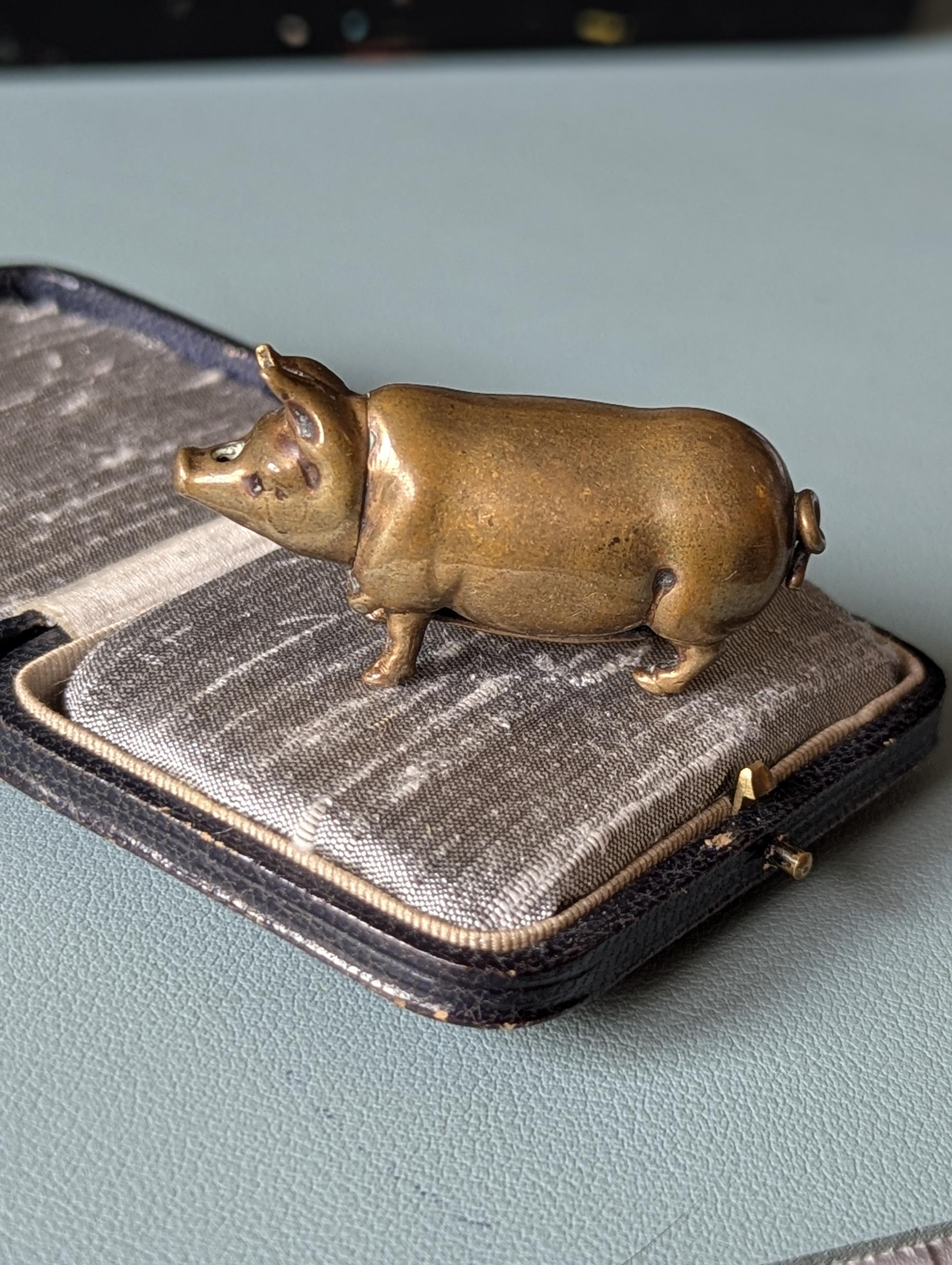 THE EMPATHIST Brass ザ オリジナルケース Antique Brass Piglet Vesta Case • Victorian Match Safe. - Etsy