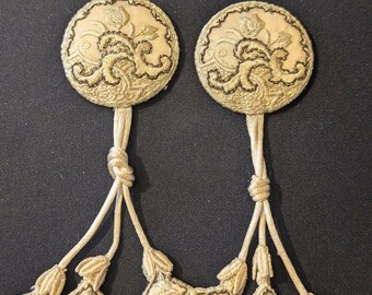 Passementerie Button with Trimmings and embroidery on Silk/Satin. Large 3.6cm diameter.