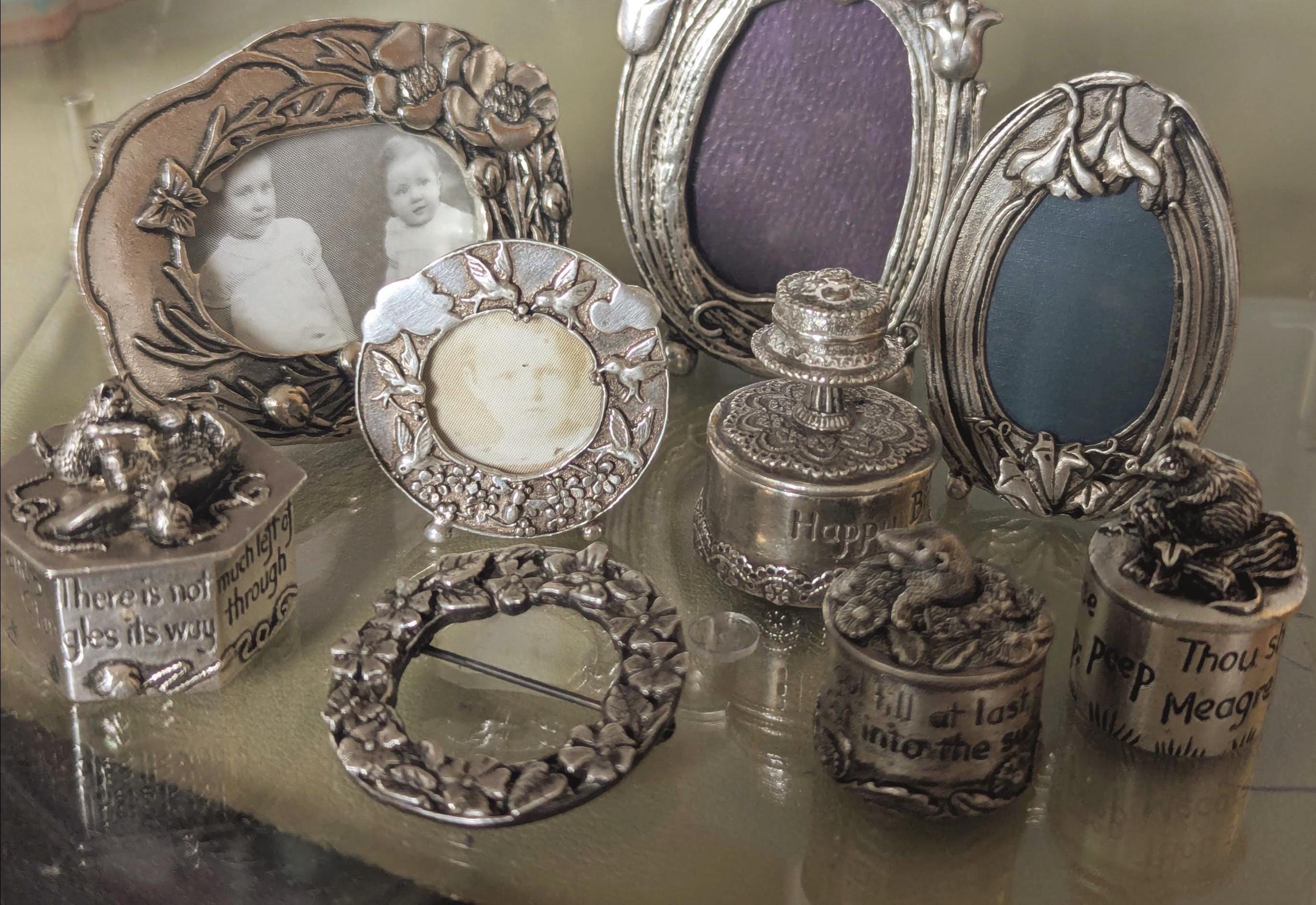 Silver Scenes Miniature Frame or Box: Poppies, Tulips, Cat, Mole