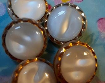 5 Buttons vintage glass moonglows in milky white with gilt lustre. Small 1.4cm diameter.