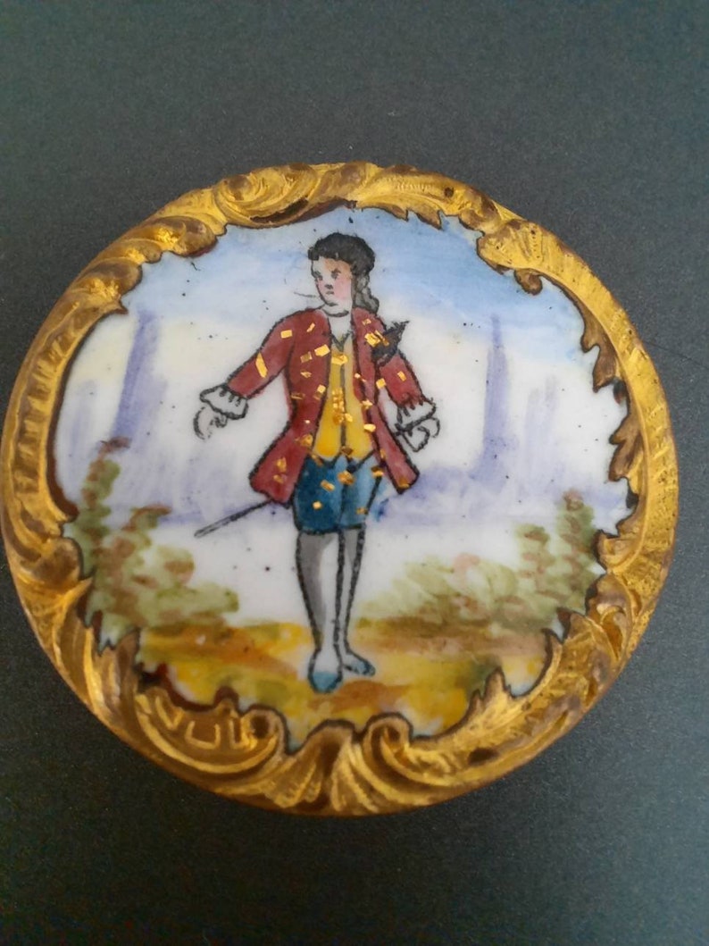 1.2 inch diameter. 1 rare 1800s substancial size full profile of gentleman emaux peints enamel foil rococo border button
