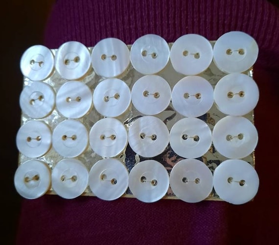 Lot De 24 Boutons En Nacre - Diamètre 1,4 Cm, Parfaits Pour La Couture Et La Customisation