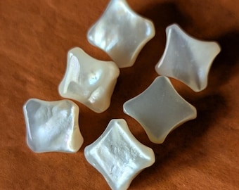 Mother of Pearl Star Buttons, Carved Shank, 1.3cm, Set of 6