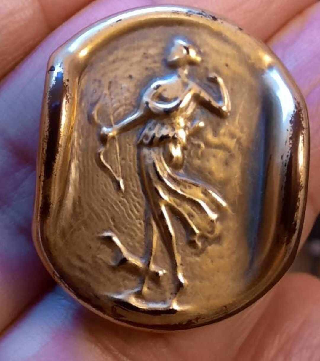 Bimini Button Flowerpot Marked Diana the Goddess of the Hunt. Etsy