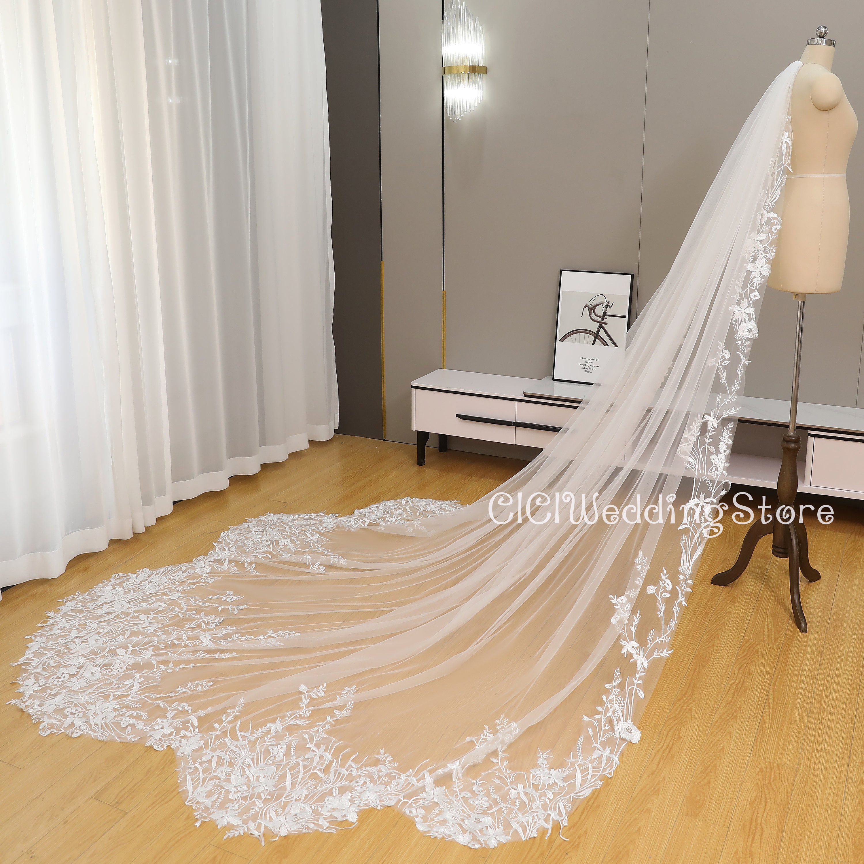 Single edged shop scalloped lace