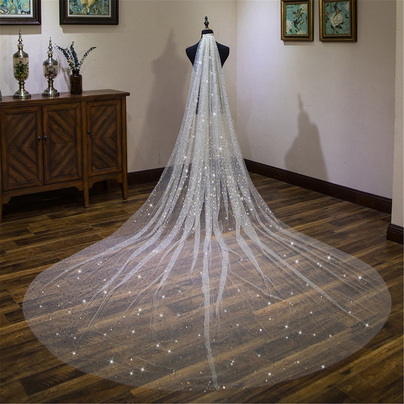 Shining Star Sequins Veil sparkling long Wedding Veil Flashing Gold Bridal Veil Glitter Veil Cathedral veil Gold Tulle with Gold Sequin