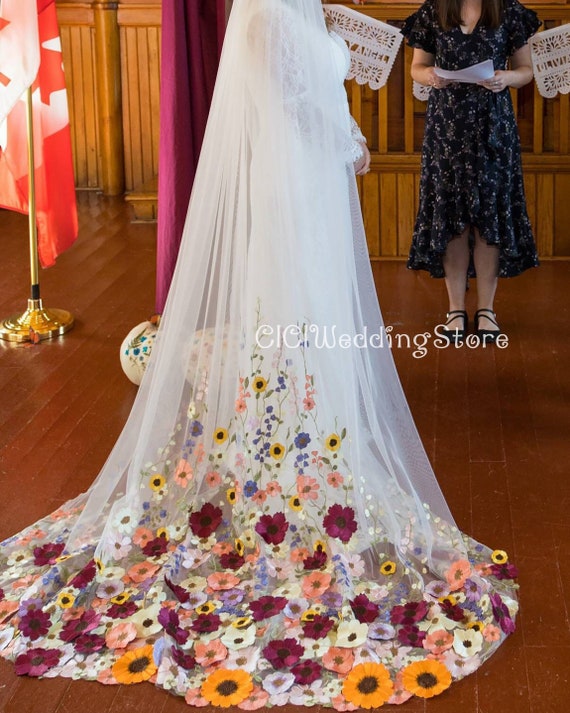 Blossom Veils Sparkle Veil