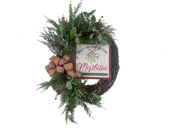 Christmas mistletoe wreath for front door, Mistletoe winter decor, Modern farmhouse twig door hanger, Mistletoe decor