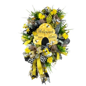 Bee hive wreath for front door, Bee home decor, Bee porch door hanger, Bee collector, Bumble bee door decoration, Gift for her