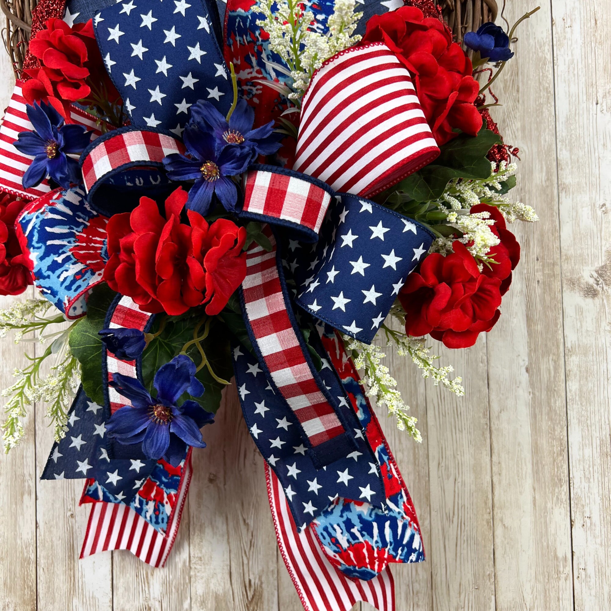 Patriotic Star Wreath for Front Door, Memorial Day Star Twig Door ...