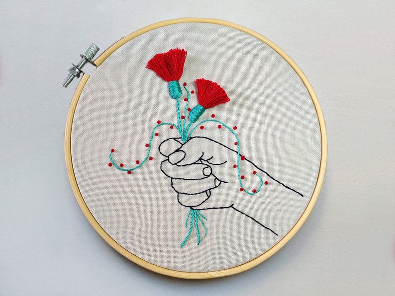 Hand embroidery pattern PDF, hoop art DIY, english directions, wall decor, free online stitch tutorial, red flower design, ramo flores rojas image 2