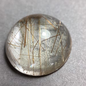 Cabujón de cuarzo rutilado dorado 12 mm 1ud