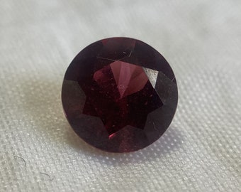 Rhodolite Garnet round faceted 1pc 7mm