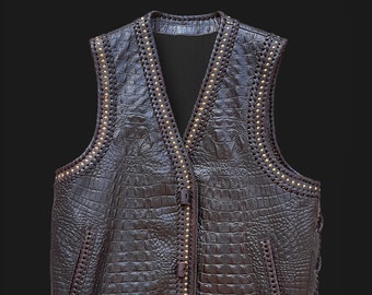 Gator embossed leather vest for bikers. 100% handcrafted vest. Hand braided. Colors available.