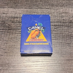 Jeu de cartes à jouer pour le 75e anniversaire de cigarettes Camel, 1988 - un objet de collection tabac vintage
